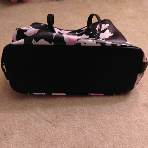 Kenneth Cole Reaction - Picture 4 of 7